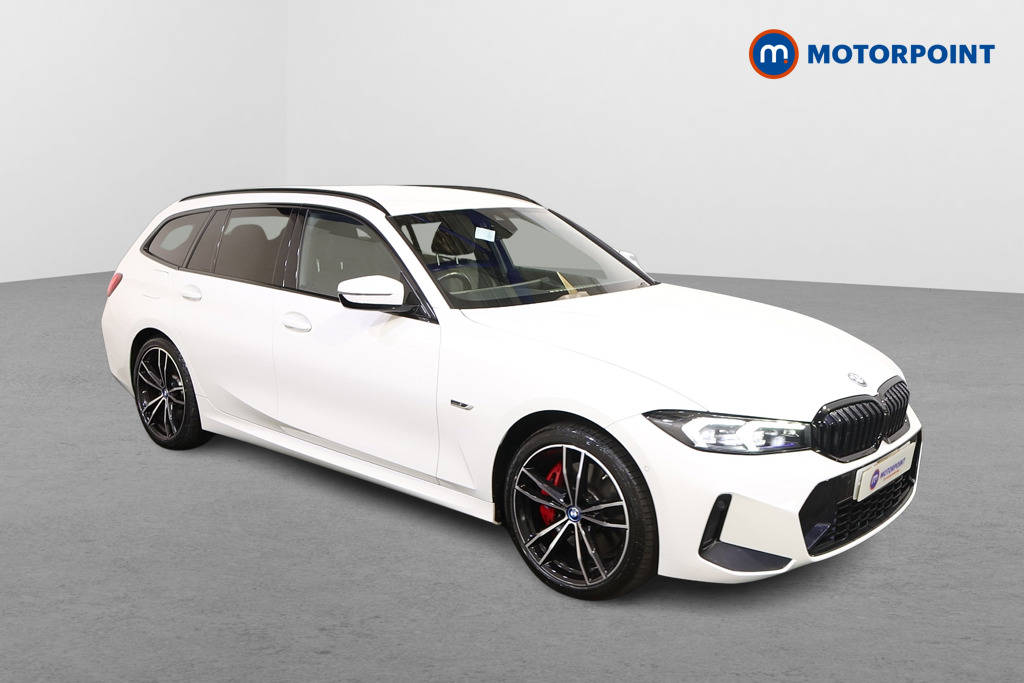 BMW 3 Series M Sport Automatic Petrol Plug-In Hybrid Estate - Stock Number (1539978) - Drivers side front corner