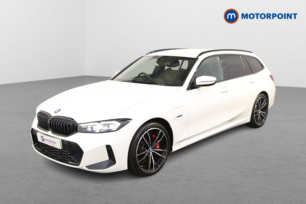BMW 3 Series M Sport Automatic Petrol Plug-In Hybrid Estate - Stock Number (1539982) - Passenger side front corner
