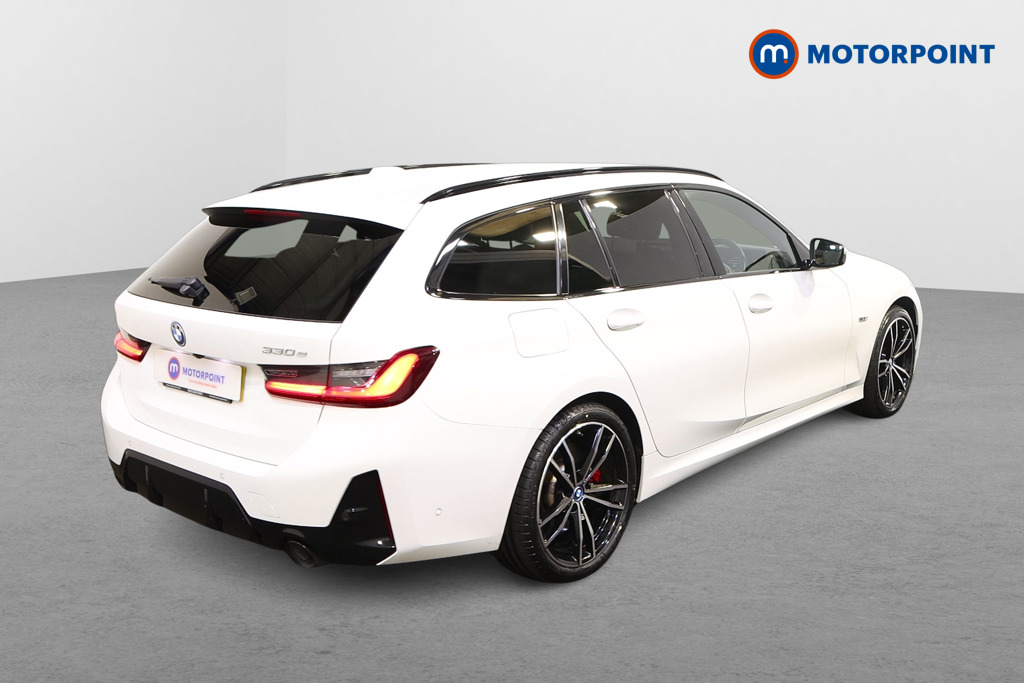 BMW 3 Series M Sport Automatic Petrol Plug-In Hybrid Estate - Stock Number (1539982) - Drivers side rear corner
