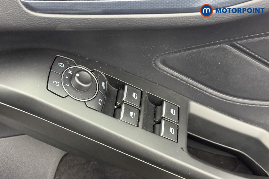 Ford Focus Active Edition Manual Petrol-Electric Hybrid Hatchback - Stock Number (1540157) - 16th supplementary image