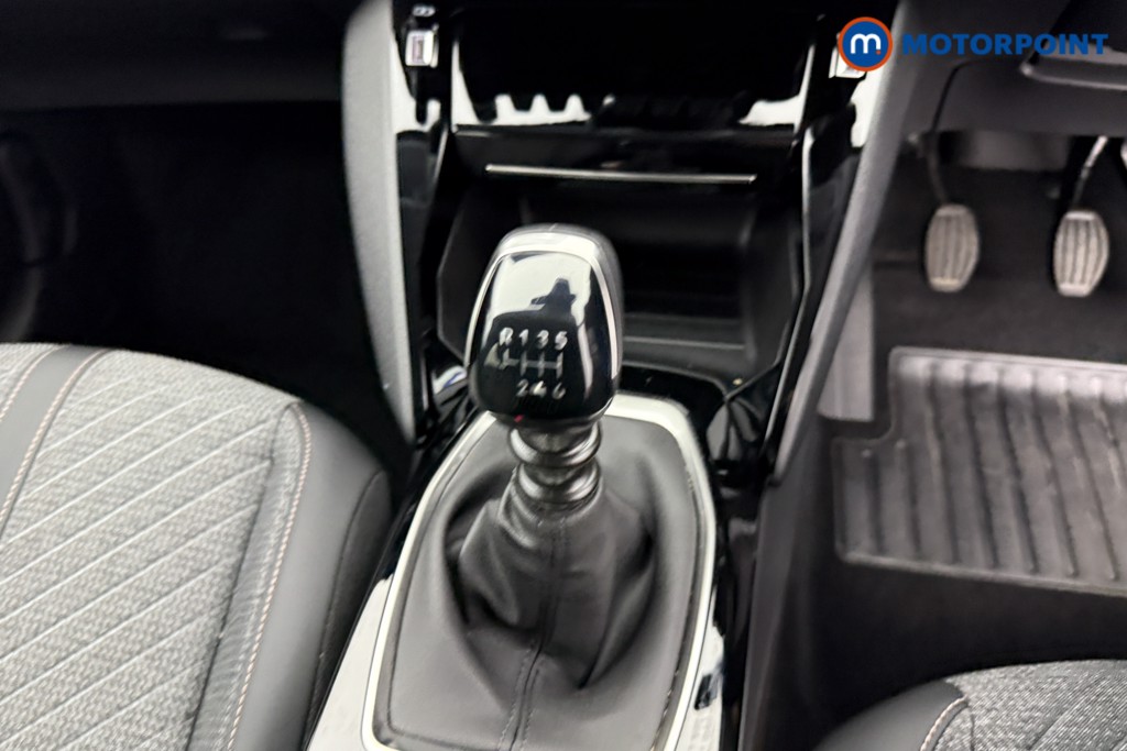Peugeot 208 Allure Manual Petrol Hatchback - Stock Number (1540351) - 9th supplementary image