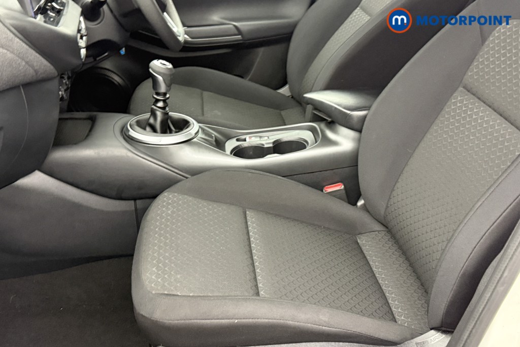Nissan Juke Acenta Premium Manual Petrol SUV - Stock Number (1540411) - 20th supplementary image