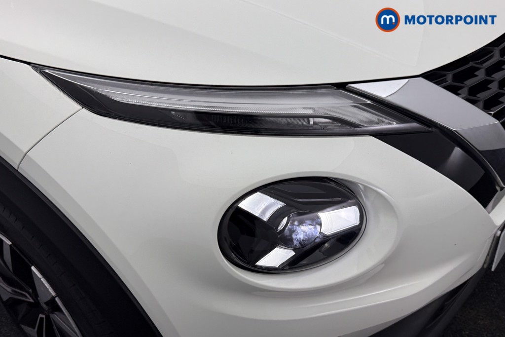 Nissan Juke Acenta Premium Manual Petrol SUV - Stock Number (1540411) - 25th supplementary image