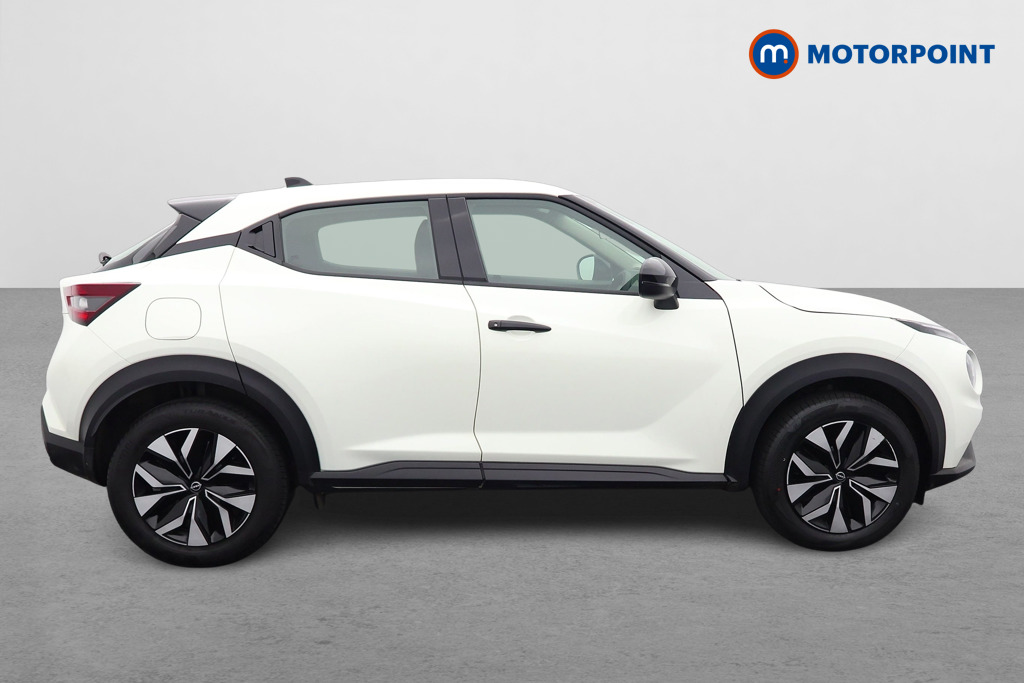 Nissan Juke Acenta Premium Manual Petrol SUV - Stock Number (1540411) - Drivers side