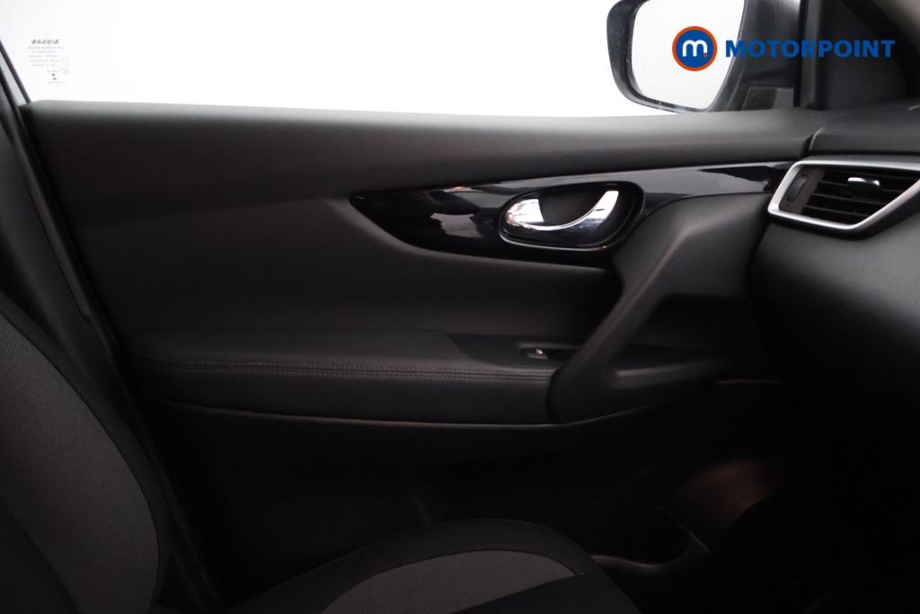 Nissan Qashqai Acenta Premium Manual Petrol SUV - Stock Number (1540651) - 8th supplementary image