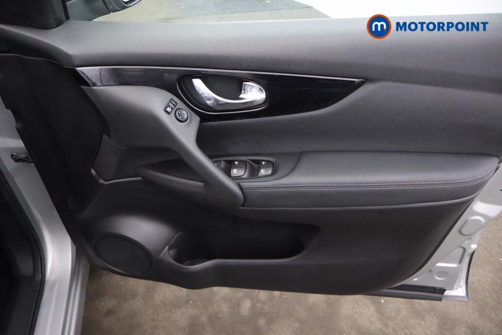 Nissan Qashqai Acenta Premium Manual Petrol SUV - Stock Number (1540651) - 9th supplementary image