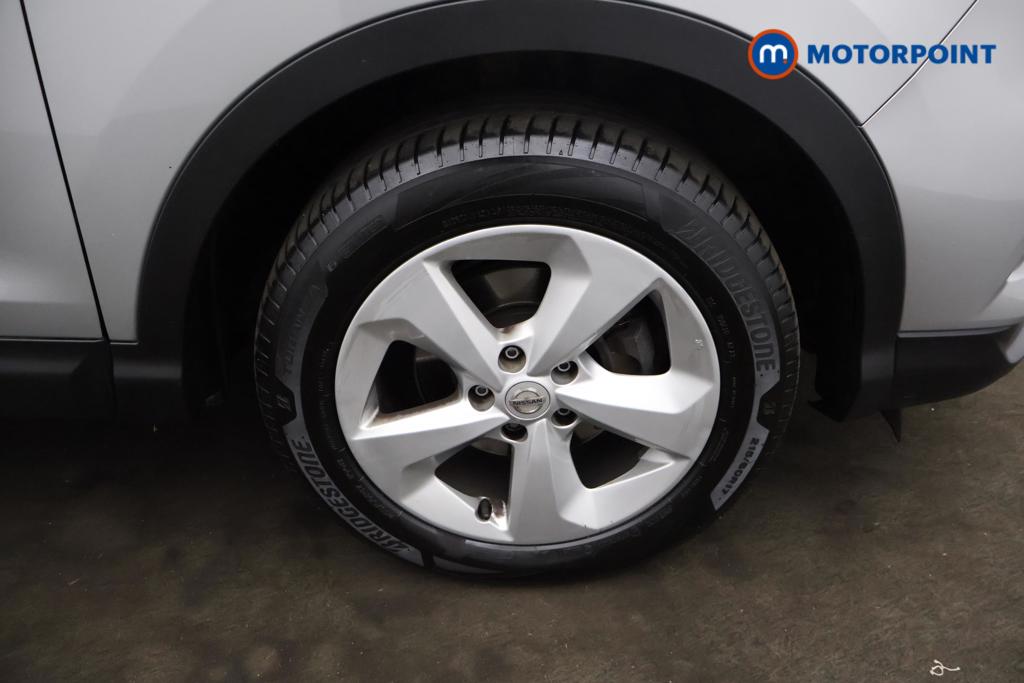 Nissan Qashqai Acenta Premium Manual Petrol SUV - Stock Number (1540651) - 19th supplementary image