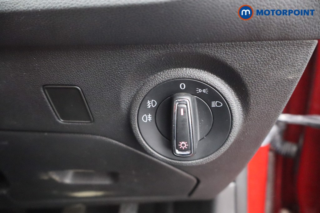 Seat Leon Se Dynamic Manual Petrol Hatchback - Stock Number (1541295) - 11th supplementary image