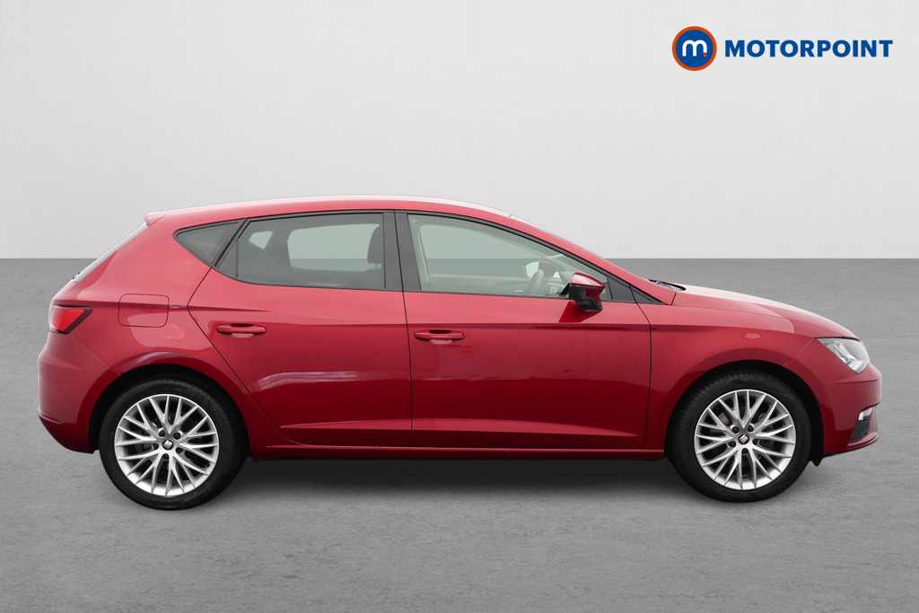 Seat Leon Se Dynamic Manual Petrol Hatchback - Stock Number (1541295) - Drivers side