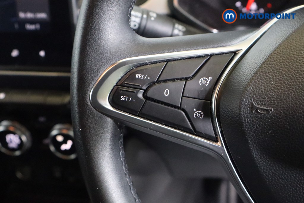 Renault Captur Iconic Manual Petrol SUV - Stock Number (1541349) - 5th supplementary image