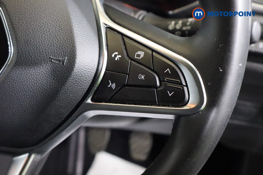 Renault Captur Iconic Manual Petrol SUV - Stock Number (1541349) - 6th supplementary image