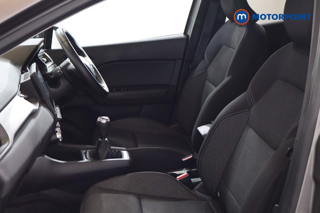 Renault Captur Iconic Manual Petrol SUV - Stock Number (1541349) - 8th supplementary image