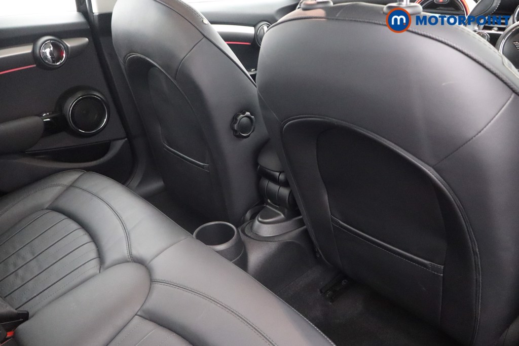 Mini Hatchback Cooper Exclusive Manual Petrol Hatchback - Stock Number (1541586) - 17th supplementary image