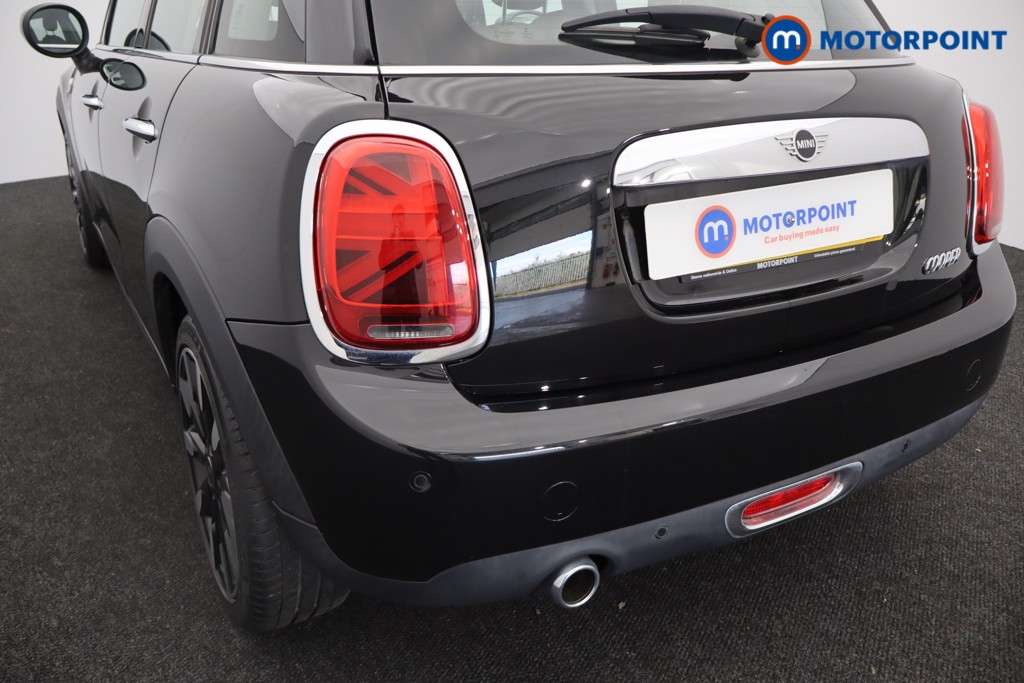 Mini Hatchback Cooper Exclusive Manual Petrol Hatchback - Stock Number (1541586) - 26th supplementary image