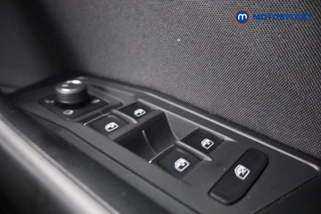 Volkswagen T-Roc Black Edition Automatic Petrol SUV - Stock Number (1541597) - 11th supplementary image