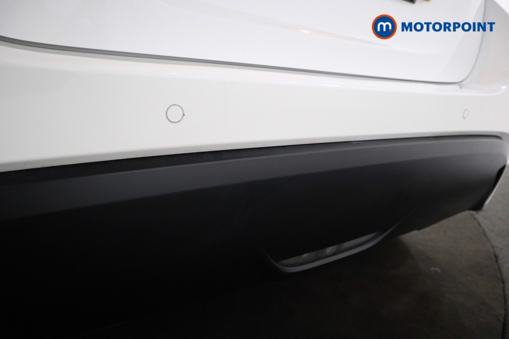 Toyota Yaris Design Automatic Petrol-Electric Hybrid Hatchback - Stock Number (1541631) - 17th supplementary image