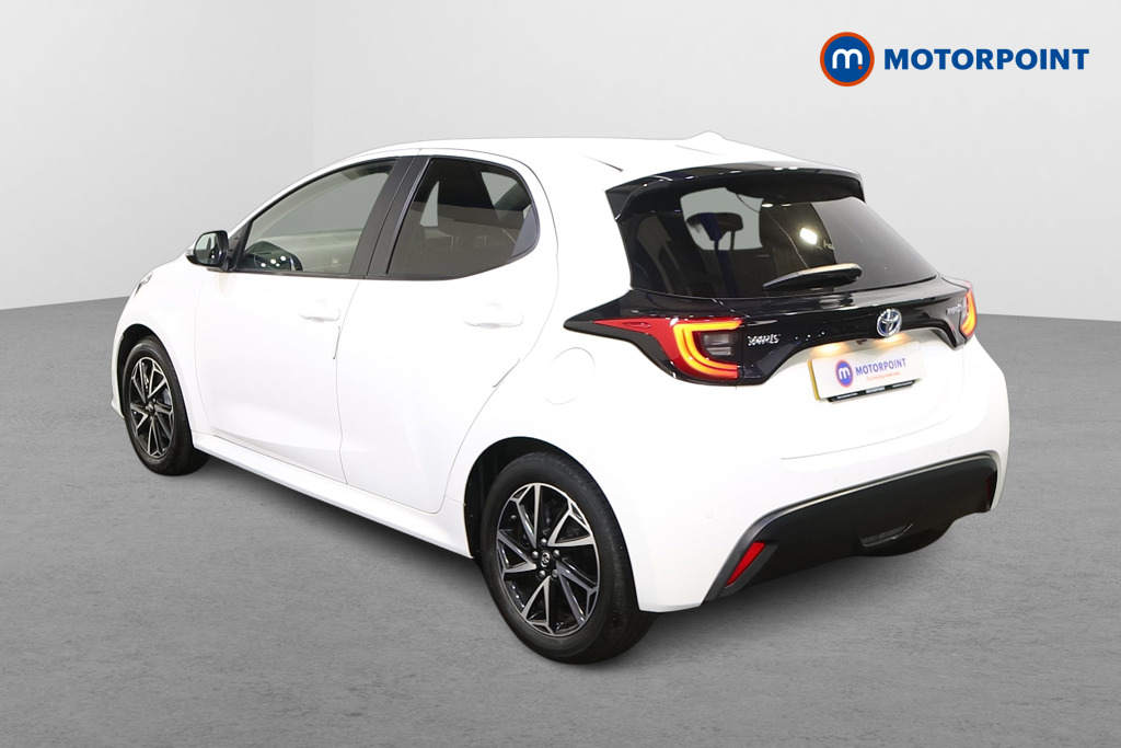 Toyota Yaris Design Automatic Petrol-Electric Hybrid Hatchback - Stock Number (1541631) - Passenger side rear corner