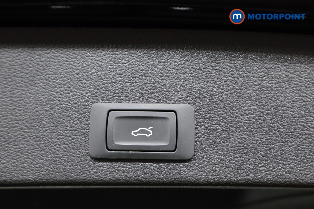 Audi Q2 S Line Automatic Petrol SUV - Stock Number (1541671) - 11th supplementary image