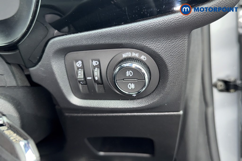Vauxhall Corsa GS Manual Petrol Hatchback - Stock Number (1541764) - 14th supplementary image