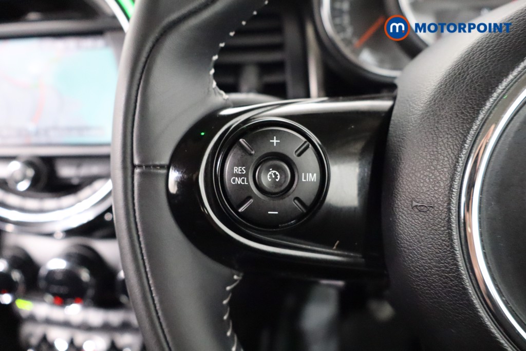 Mini Hatchback Cooper Exclusive Manual Petrol Hatchback - Stock Number (1542328) - 7th supplementary image