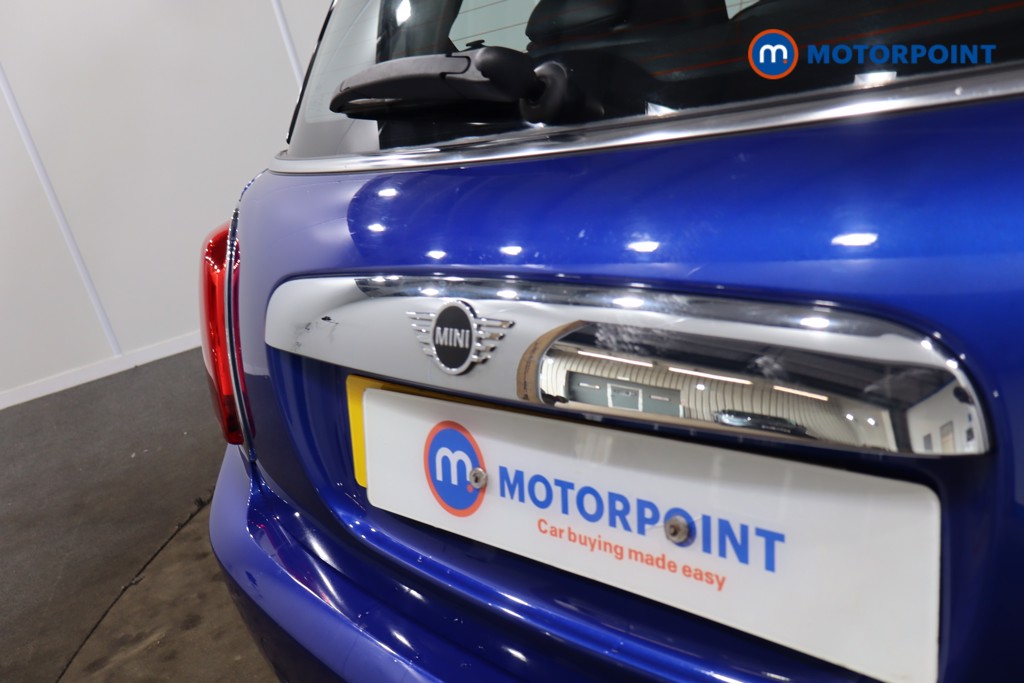 Mini Hatchback Cooper Exclusive Manual Petrol Hatchback - Stock Number (1542328) - 28th supplementary image