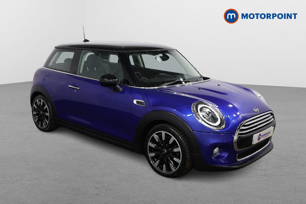 Mini Hatchback Cooper Exclusive Manual Petrol Hatchback - Stock Number (1542328) - Drivers side front corner