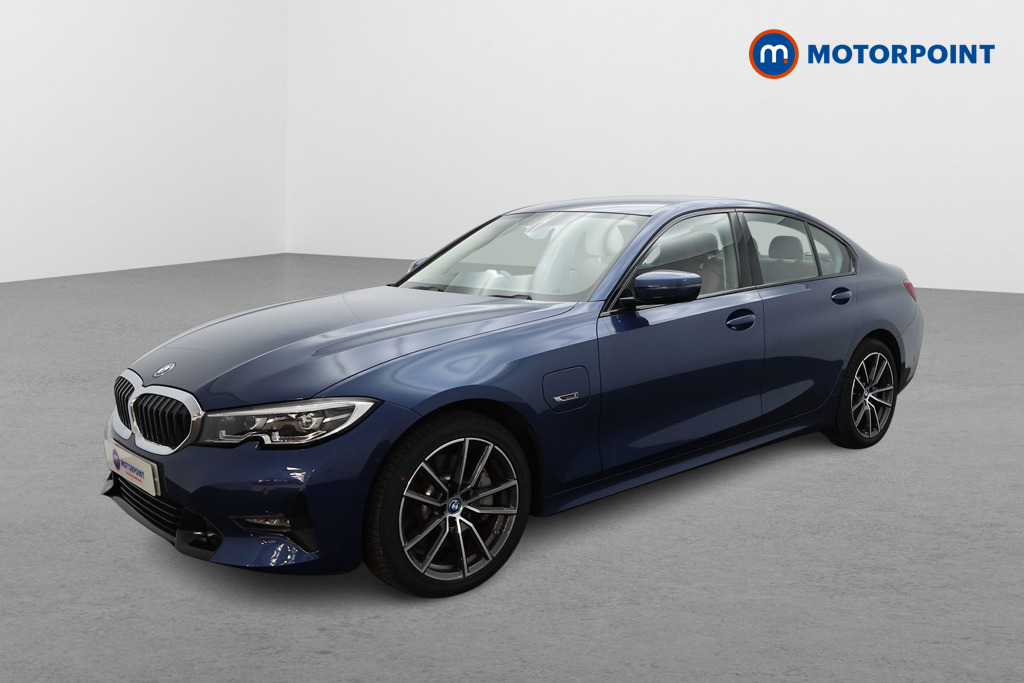 BMW 3 Series Sport Pro Automatic Petrol Plug-In Hybrid Saloon - Stock Number (1542394) - Passenger side front corner