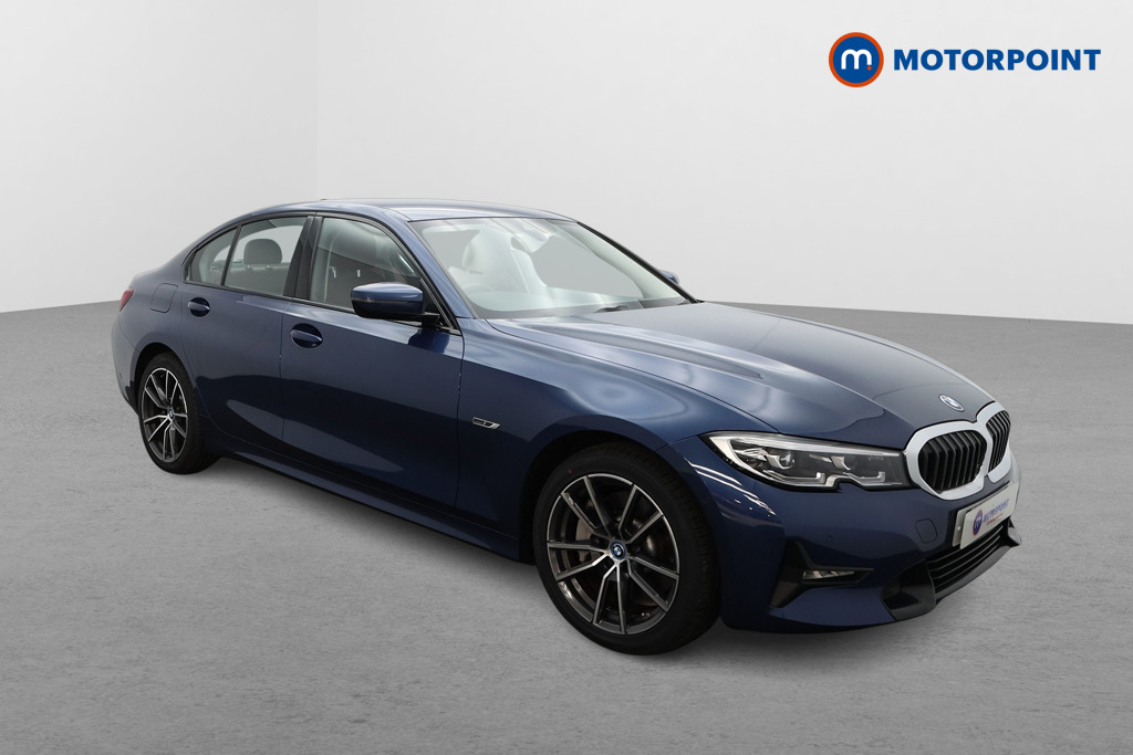 BMW 3 Series Sport Pro Automatic Petrol Plug-In Hybrid Saloon - Stock Number (1542394) - Drivers side front corner
