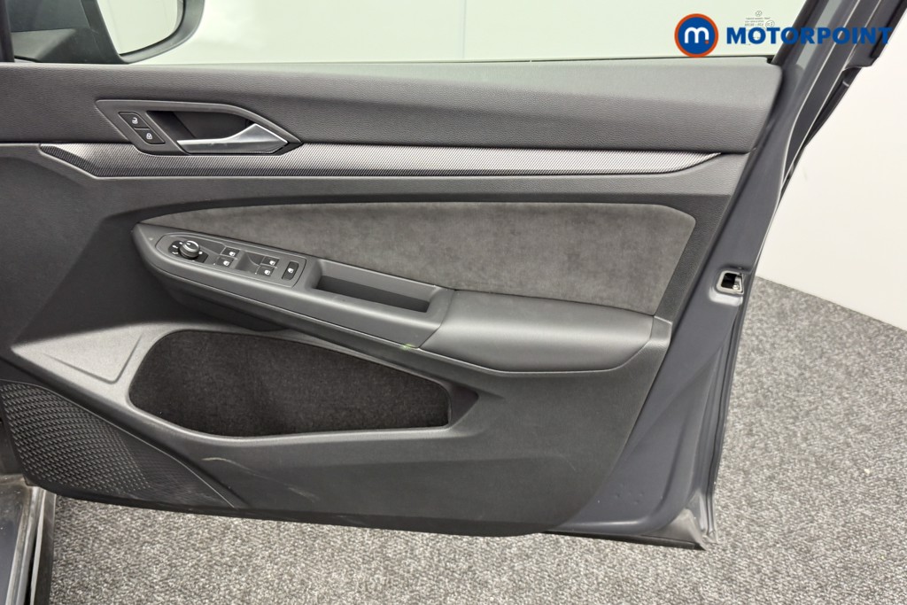Volkswagen Golf R-Line Automatic Diesel Hatchback - Stock Number (1542401) - 15th supplementary image