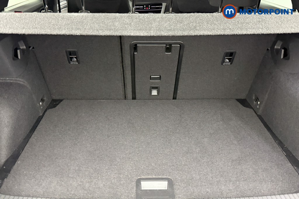 Volkswagen Golf R-Line Automatic Diesel Hatchback - Stock Number (1542401) - 18th supplementary image