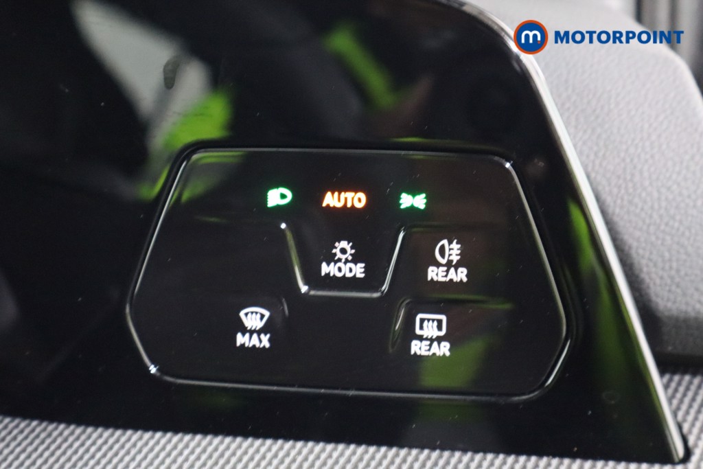 Volkswagen Golf R-Line Automatic Diesel Hatchback - Stock Number (1542413) - 21st supplementary image