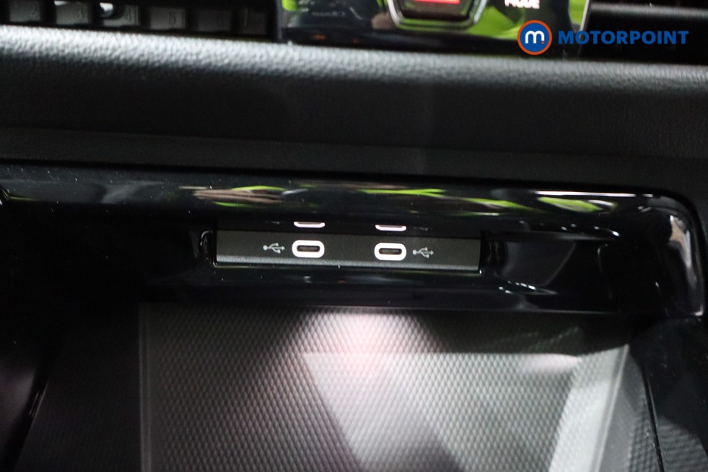 Volkswagen Golf R-Line Automatic Diesel Hatchback - Stock Number (1542414) - 17th supplementary image
