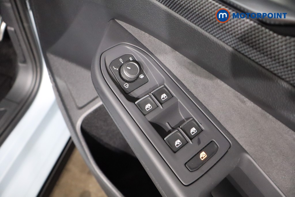 Volkswagen Golf R-Line Automatic Diesel Hatchback - Stock Number (1542414) - 23rd supplementary image