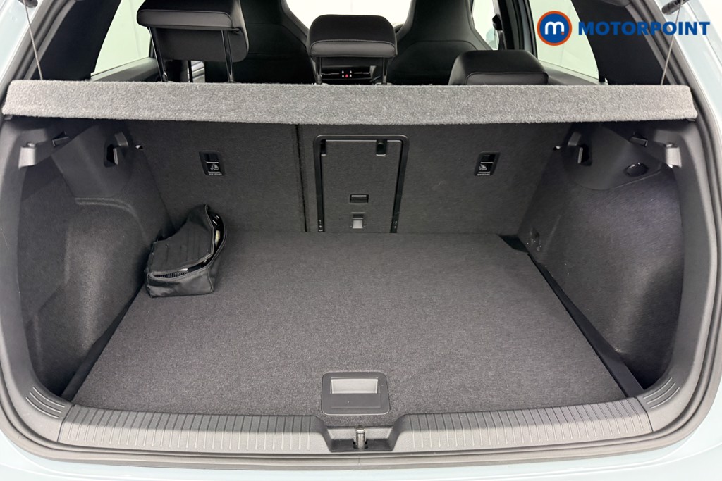 Volkswagen Golf R-Line Automatic Diesel Hatchback - Stock Number (1542415) - 19th supplementary image