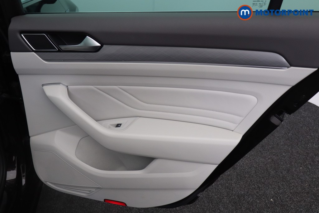 Volkswagen Passat Gte Advance Automatic Petrol Plug-In Hybrid Saloon - Stock Number (1542450) - 17th supplementary image