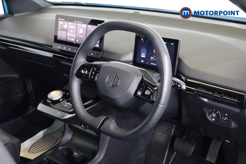 Mg Motor Uk MG4 Trophy Automatic Electric SUV - Stock Number (1542458) - 1st supplementary image