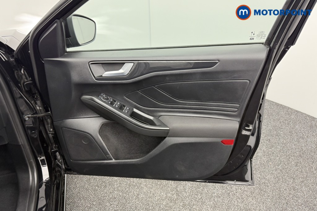 Ford Focus St-Line Manual Petrol Hatchback - Stock Number (1542562) - 17th supplementary image