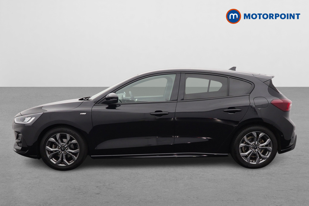 Ford Focus St-Line Manual Petrol Hatchback - Stock Number (1542562) - Passenger side