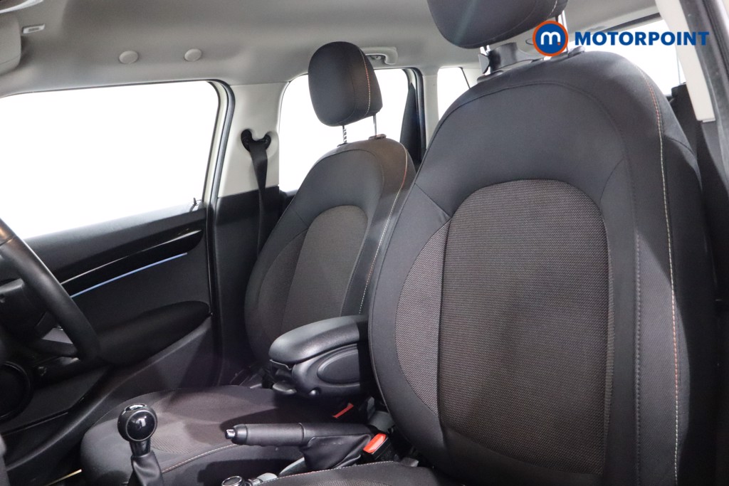 Mini Hatchback Cooper Classic Manual Petrol Hatchback - Stock Number (1542611) - 4th supplementary image