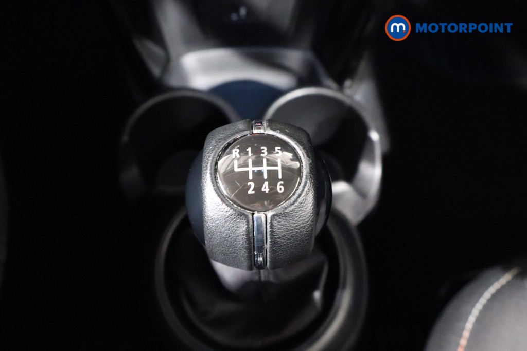 Mini Hatchback Cooper Classic Manual Petrol Hatchback - Stock Number (1542611) - 18th supplementary image