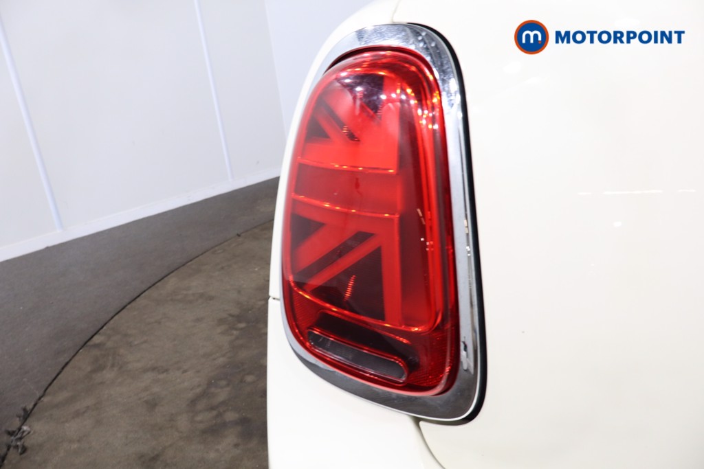 Mini Hatchback Cooper Classic Manual Petrol Hatchback - Stock Number (1542611) - 28th supplementary image
