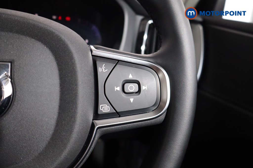 Volvo Xc60 Core Automatic Petrol SUV - Stock Number (1542734) - 8th supplementary image