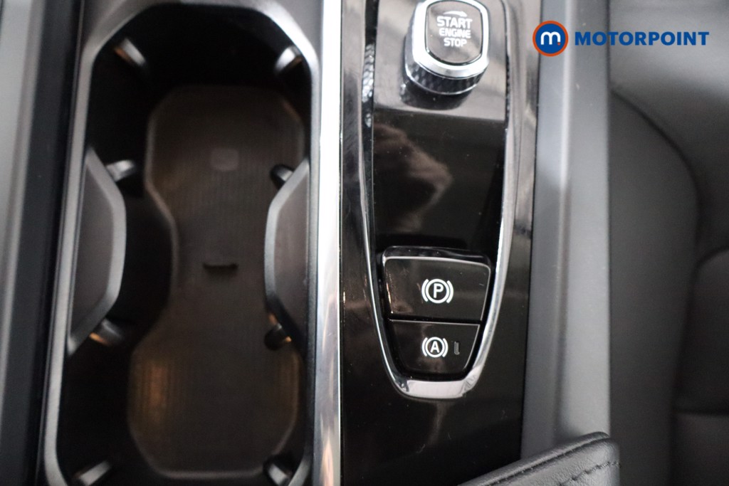 Volvo Xc60 Core Automatic Petrol SUV - Stock Number (1542734) - 16th supplementary image