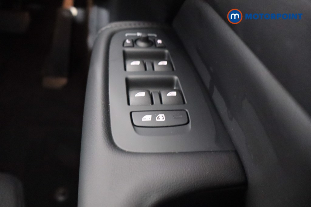 Volvo Xc60 Core Automatic Petrol SUV - Stock Number (1542734) - 17th supplementary image