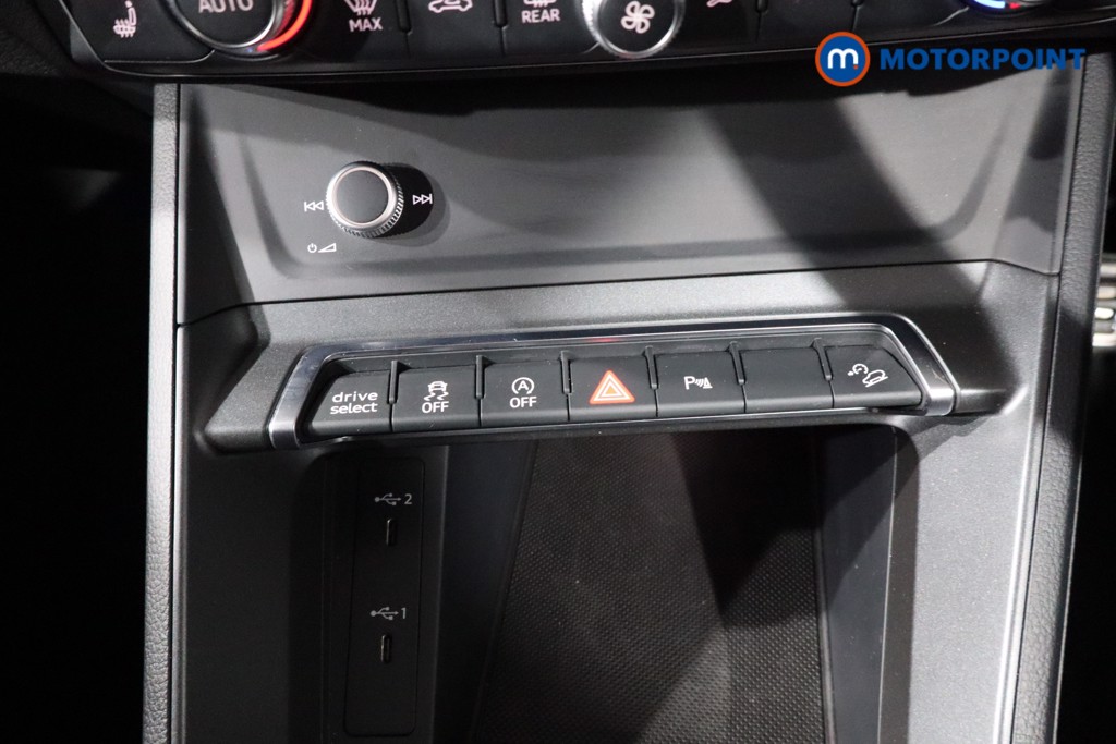 Audi Q3 S Line Manual Petrol SUV - Stock Number (1542997) - 15th supplementary image