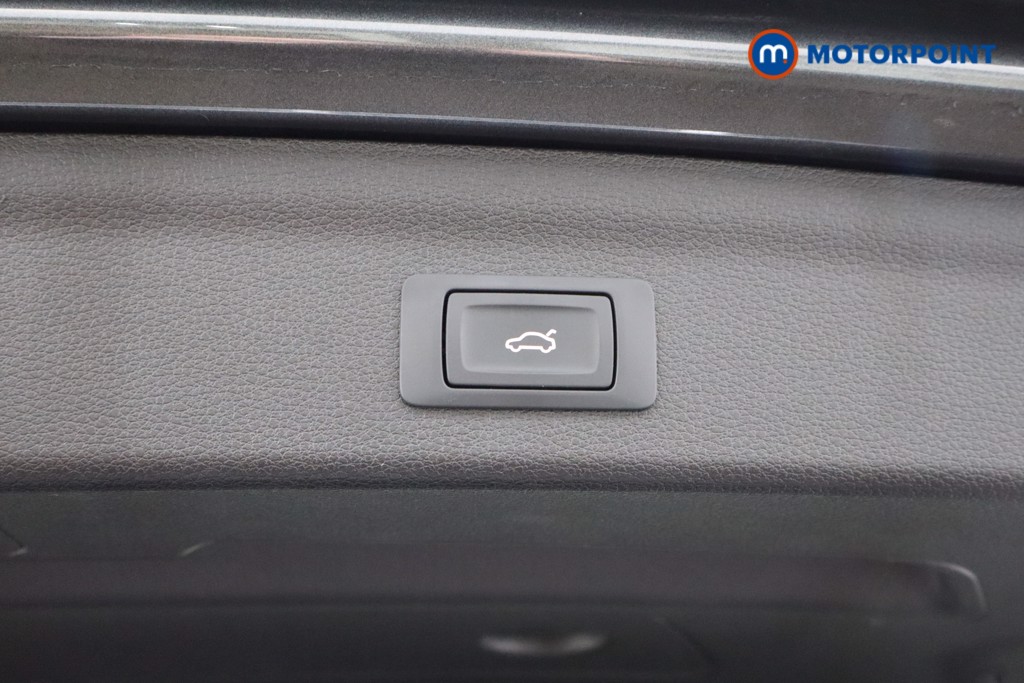 Audi Q3 S Line Manual Petrol SUV - Stock Number (1542997) - 30th supplementary image