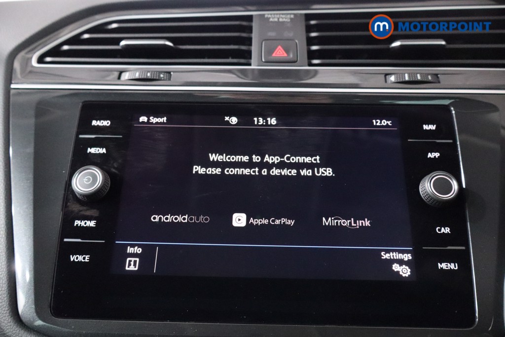 Volkswagen Tiguan SEL Automatic Diesel SUV - Stock Number (1543066) - 2nd supplementary image