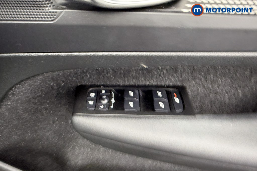 Volvo Xc40 R Design Manual Petrol SUV - Stock Number (1543142) - 16th supplementary image