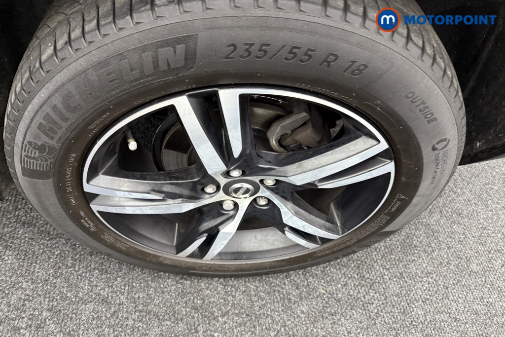 Volvo Xc40 R Design Manual Petrol SUV - Stock Number (1543142) - 31st supplementary image