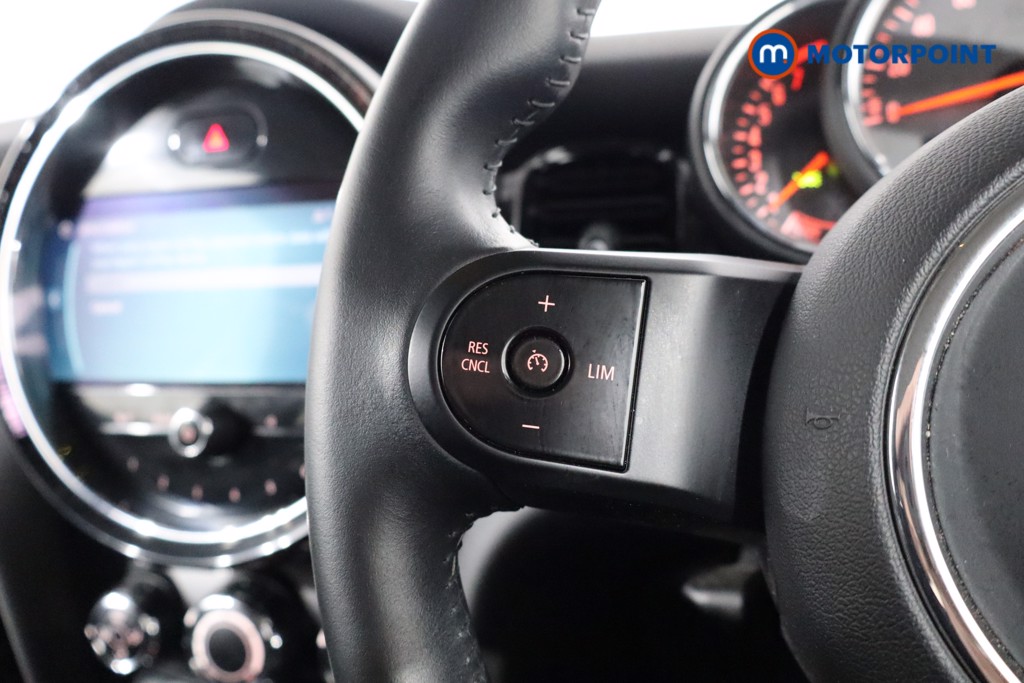 Mini Hatchback Cooper Classic Manual Petrol Hatchback - Stock Number (1543276) - 6th supplementary image